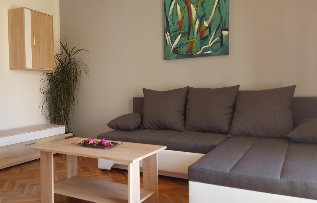 Apartman Ema 4+2 Koromačno Eksteriør bilde